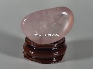 rose quartz, free form