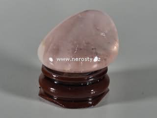 rose quartz, free form