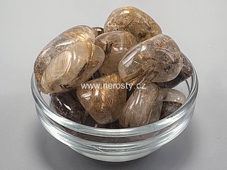 rutile in quartz